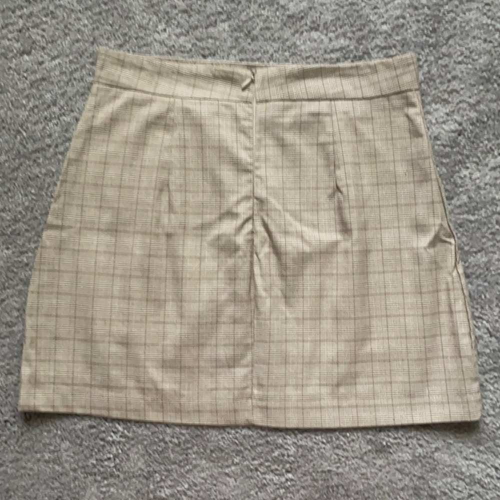 beige plaid skirt